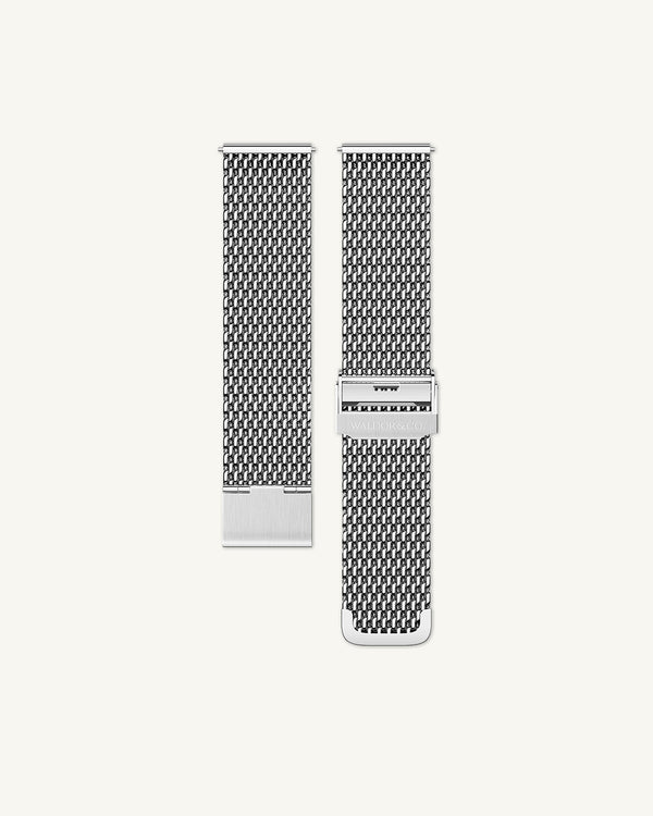 Mesh milanese strap in silver 22mm with adjustable sliding clasp in silver, suitable for all wrist sizes.